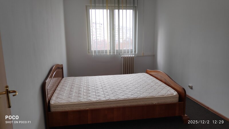 Dristor, intrare metrou Dristor 1.